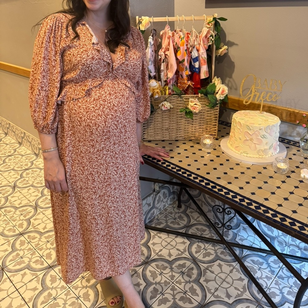 Pink Blush Rust Floral Ruffle V-Neck Maternity Midi Dress Size Medium - Picture 5 of 5